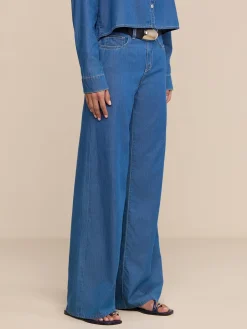 Alicent Wide-Leg Jean