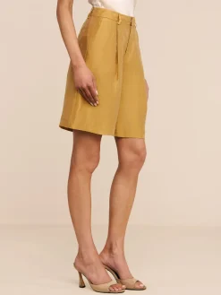 Doretta Linen-Blend Bermuda Short