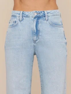 Scottie Wide-Leg Jean
